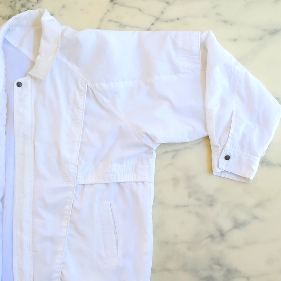 Men's Cotton Blended Lightweight Full Zip Jacket with lining and pockets. - Picture 6 of 6